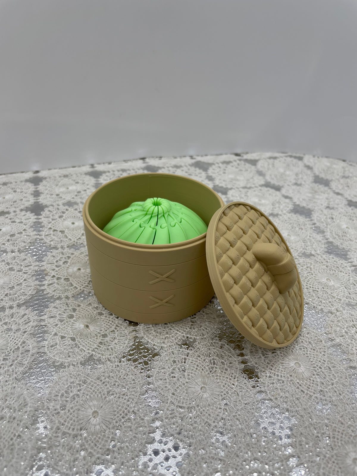 3D printed twist fidget glow in the dark with box