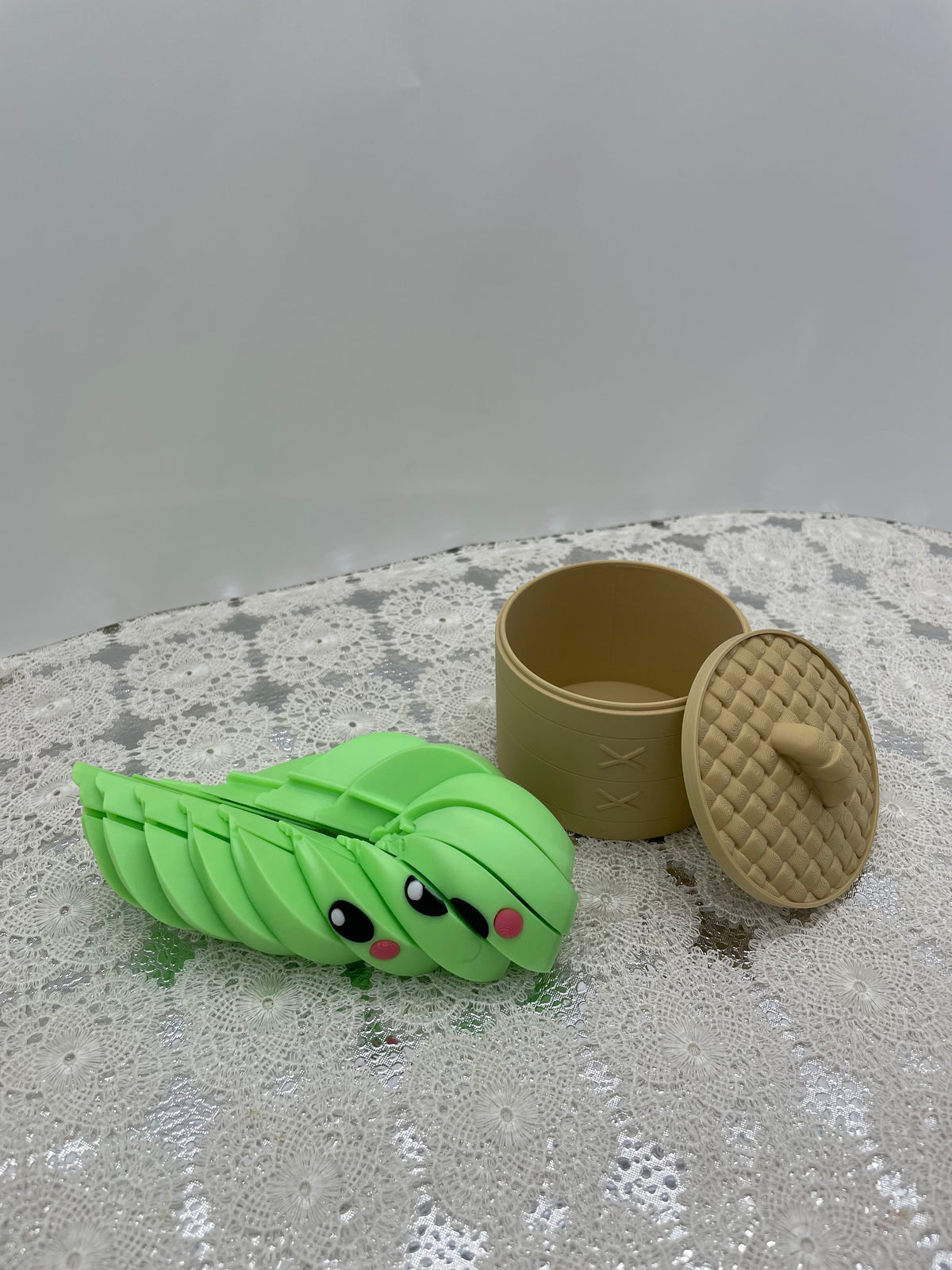 3D printed twist fidget glow in the dark with box