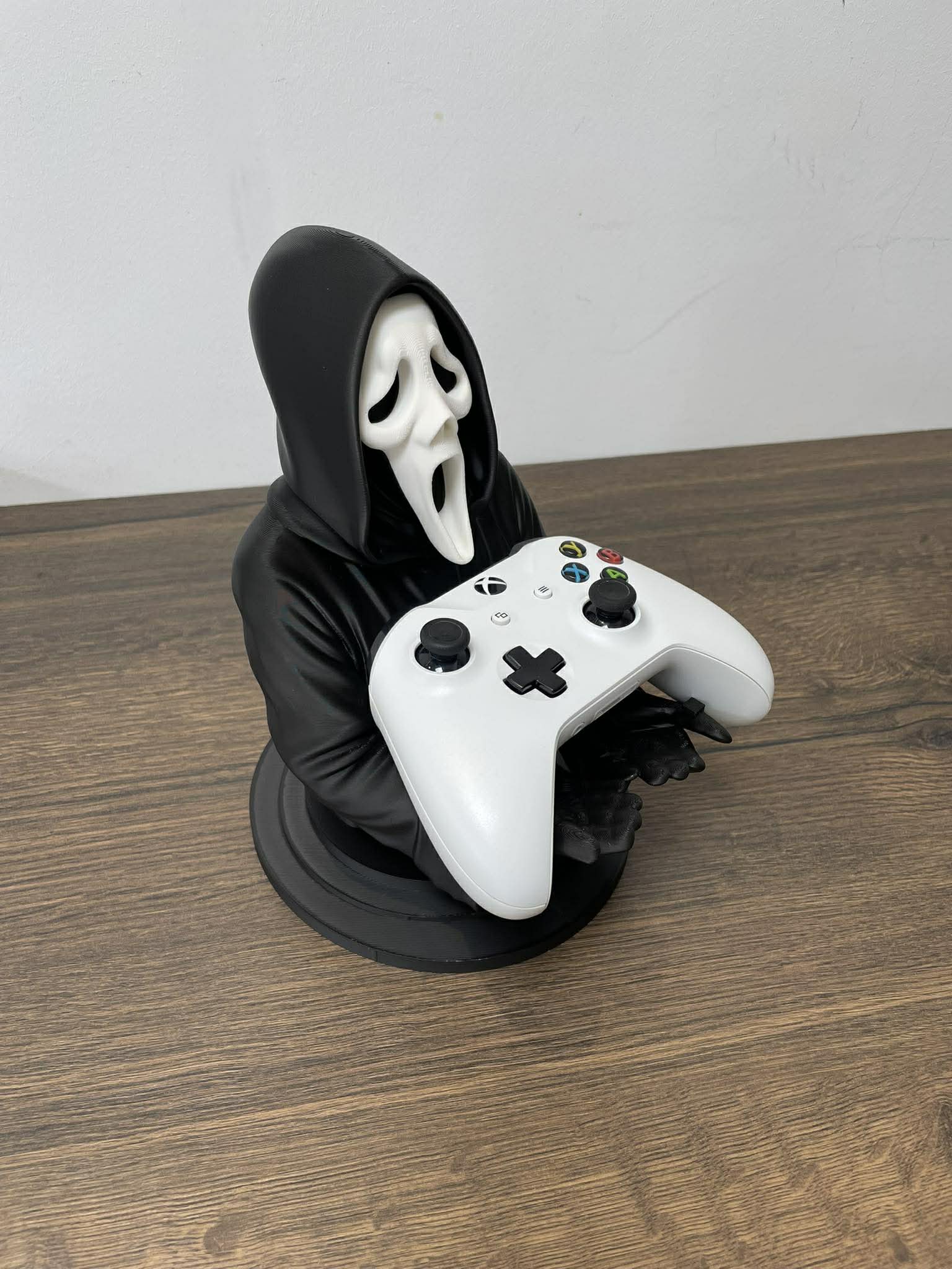 3D Printed Scream Joypad Holder Xbox Playstation